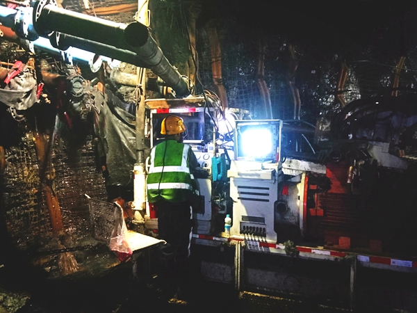 1647590678122141.jpg 图2:施工现场图.jpg