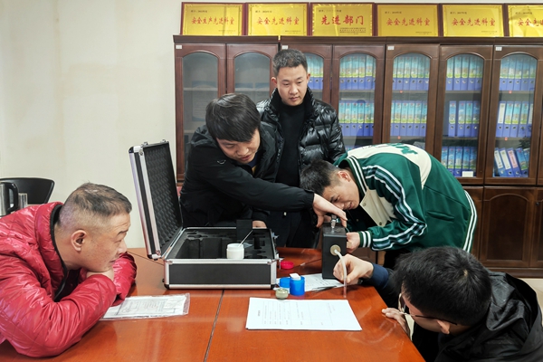 1681716876131385.jpg 4.²â³¾Åàѵ_¸±±¾.jpg