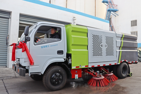 1701325167346224.jpg 井下防爆车_副本.jpg