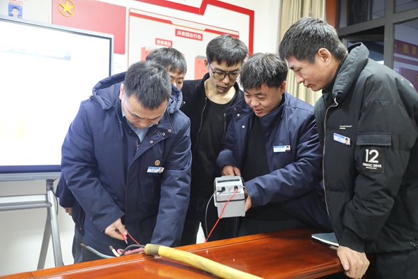 2 ʵ����ѵ_����.jpg